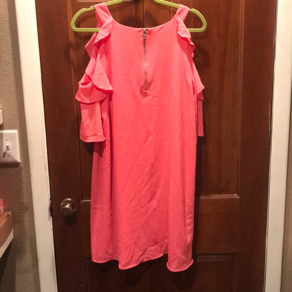 NWT Umgee coral cold shoulder dress - Picture 2 of 2